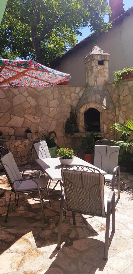 Sun'S Ray Apartment Mostar Buitenkant foto